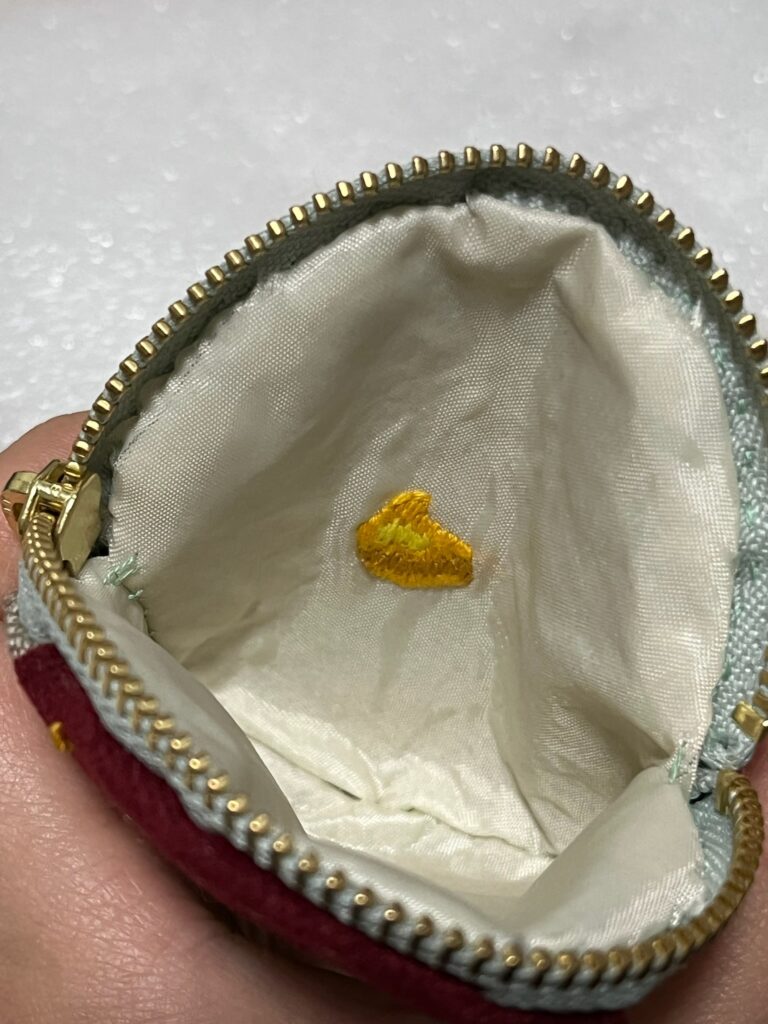 ゼルダ、コログのポーチ紹介、内側の刺繍